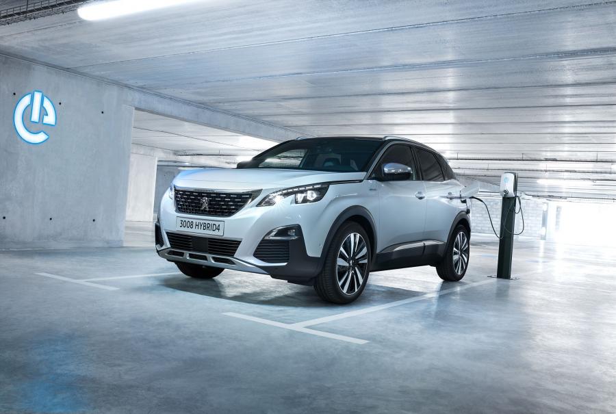  Peugeot 3008 GT HYBRID4 2019 года  (WW) (фото 1 из 40)